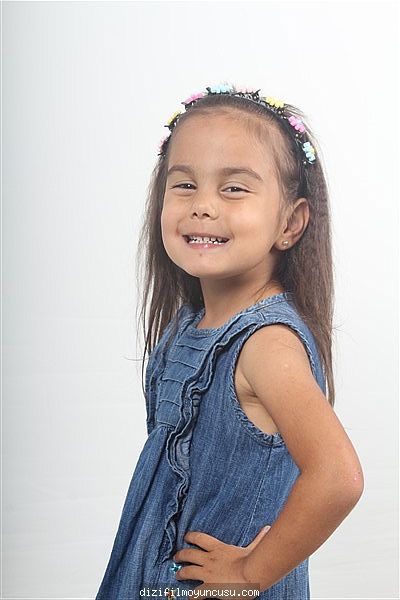 Çocuk Oyuncular Adayımız Alya