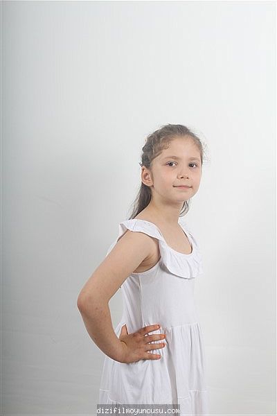 Çocuk Oyuncular Adayımız Beren