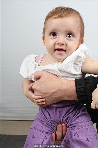 Çocuk Oyuncular Adayımız Berna