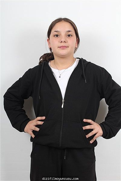 Çocuk Oyuncular Adayımız Nehir