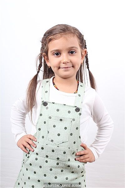 Çocuk Oyuncular Adayımız Asel