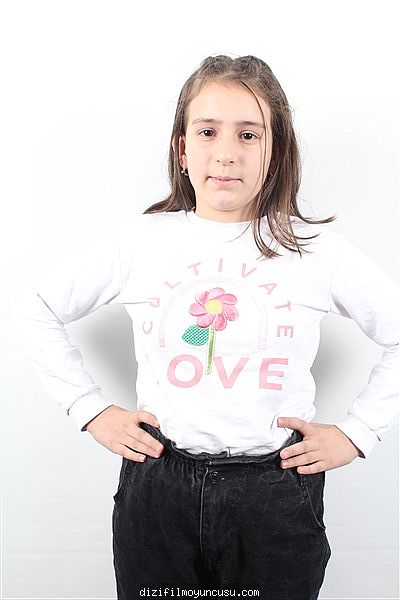 Çocuk Oyuncular Adayımız Meryem