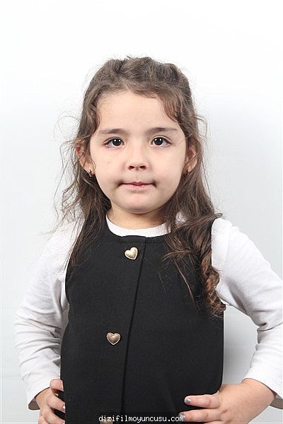 Çocuk Oyuncular Adayımız Miray
