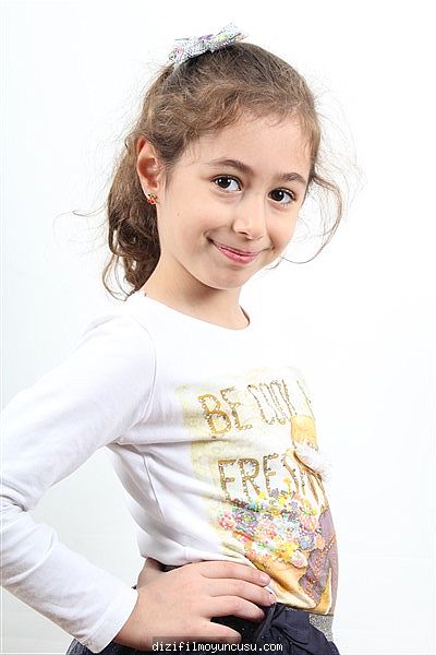 Çocuk Oyuncular Adayımız Buse