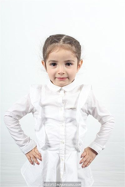 Çocuk Oyuncular Adayımız Elif