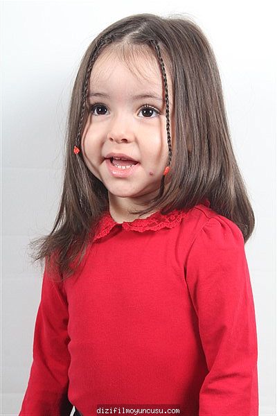 Çocuk Oyuncular Adayımız Asya