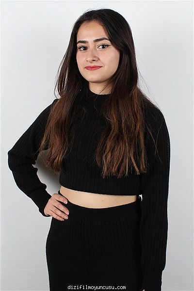 Kadın Oyuncular Adayımız Zeynep