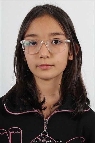Çocuk Oyuncular Adayımız Zeynep