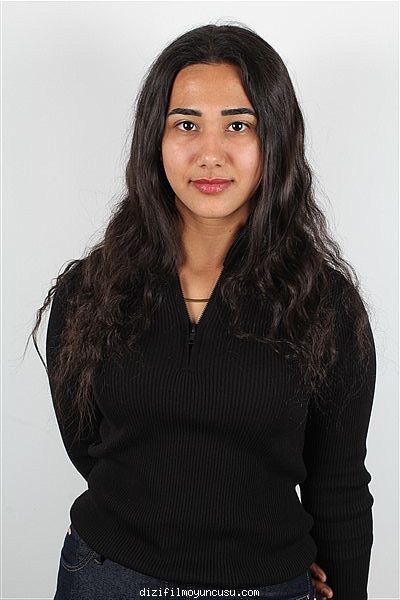 Kadın Oyuncular Adayımız Rojin