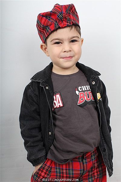 Çocuk Oyuncular Adayımız Noyan