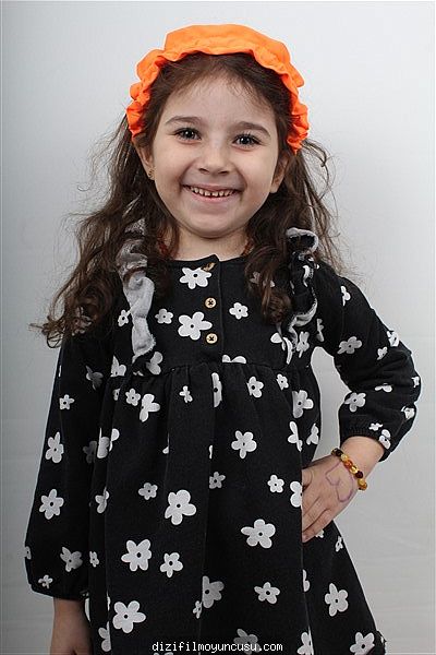 Çocuk Oyuncular Adayımız Eliz