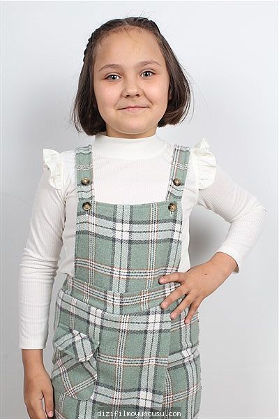 Çocuk Oyuncular Adayımız Elif