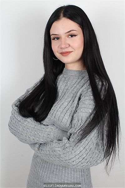Çocuk Oyuncular Adayımız Azra