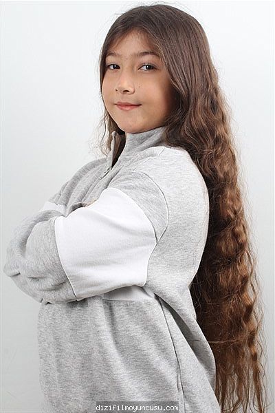 Çocuk Oyuncular Adayımız Zeynep