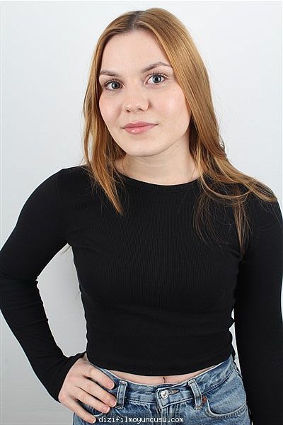 Kadın Oyuncular Adayımız Elif