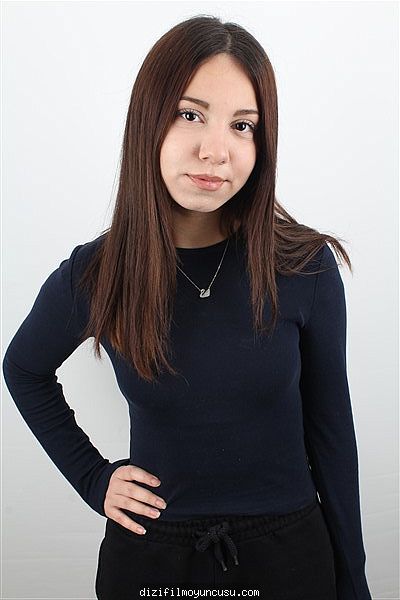 Kadın Oyuncular Adayımız Melike
