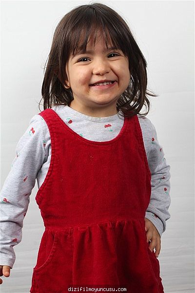 Çocuk Oyuncular Adayımız Mavi