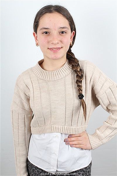 Çocuk Oyuncular Adayımız Elif