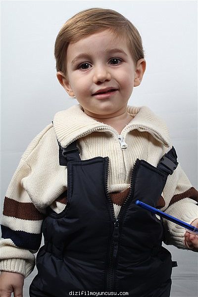 Çocuk Oyuncular Adayımız Uraz