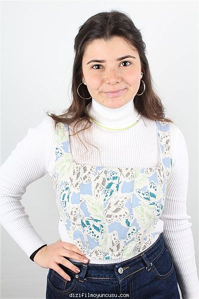Kadın Oyuncular Adayımız Sude