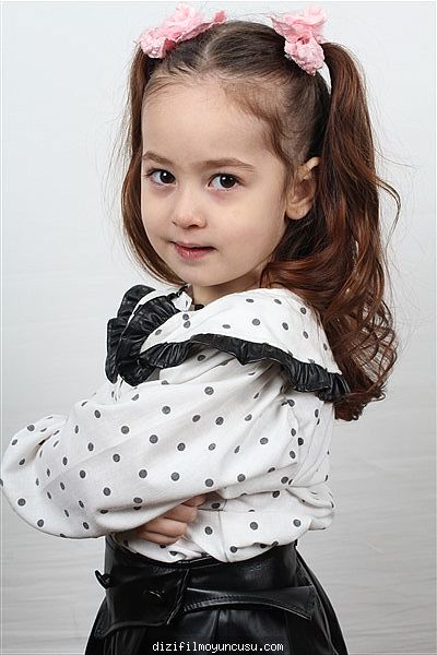 Çocuk Oyuncular Adayımız Nursel