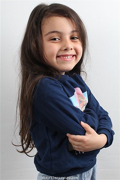 Çocuk Oyuncular Adayımız Asya