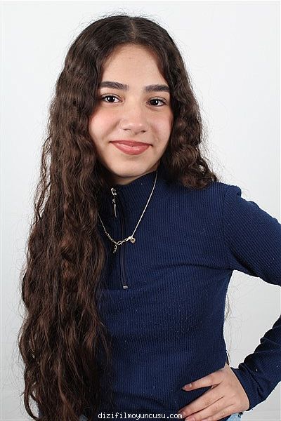 Çocuk Oyuncular Adayımız Emine