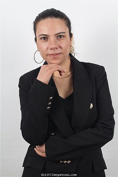 Kadın Oyuncular Adayımız Ayfer