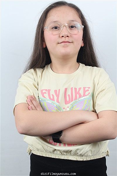 Çocuk Oyuncular Adayımız Azra
