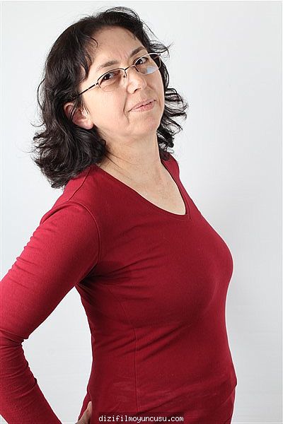 Kadın Oyuncular Adayımız Gülayşe