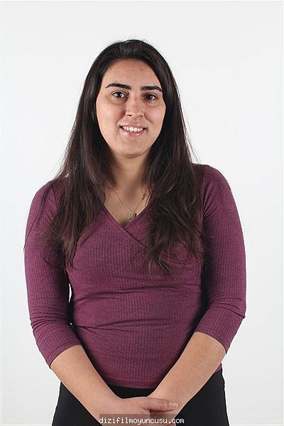 Kadın Oyuncular Adayımız Gamze