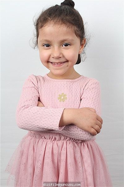 Çocuk Oyuncular Adayımız Ecrin