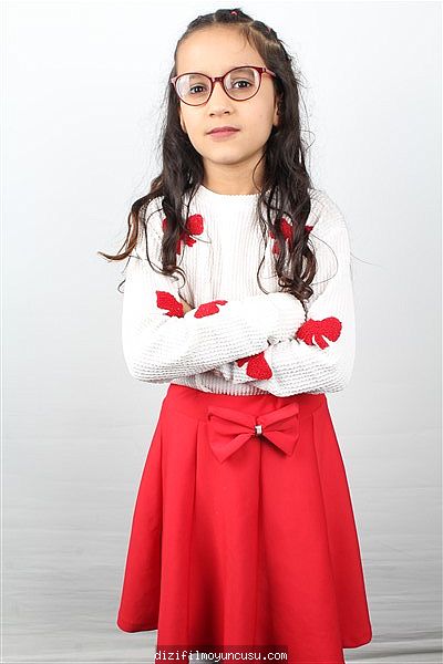 Çocuk Oyuncular Adayımız Zeynep