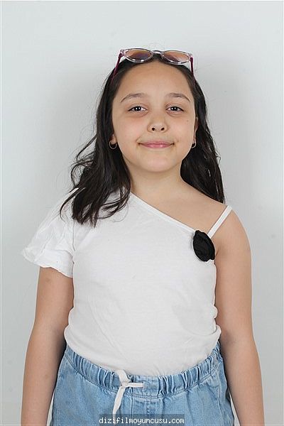 Çocuk Oyuncular Adayımız Elise