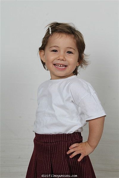 Çocuk Oyuncular Adayımız Meryem