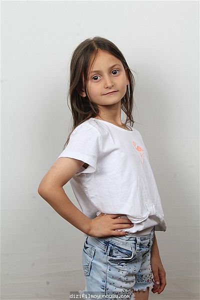 Çocuk Oyuncular Adayımız Livanur