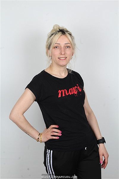 Kadın Oyuncular Adayımız Selda