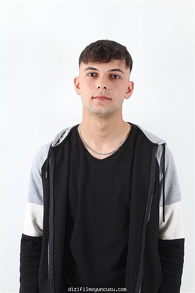Erkek Oyuncular Adayımız Uğur