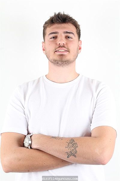 Erkek Oyuncular Adayımız Mehmet