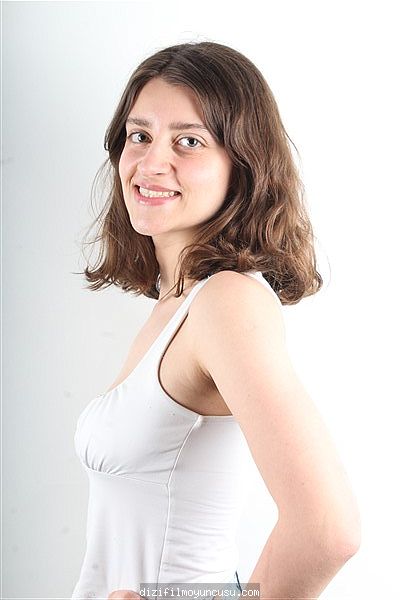 Kadın Oyuncular Adayımız Dilan