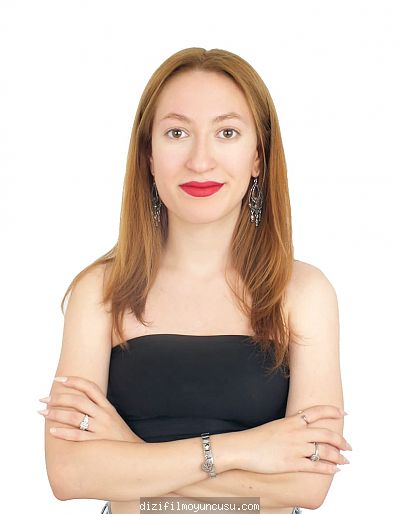Kadın Oyuncular Adayımız Zeynep