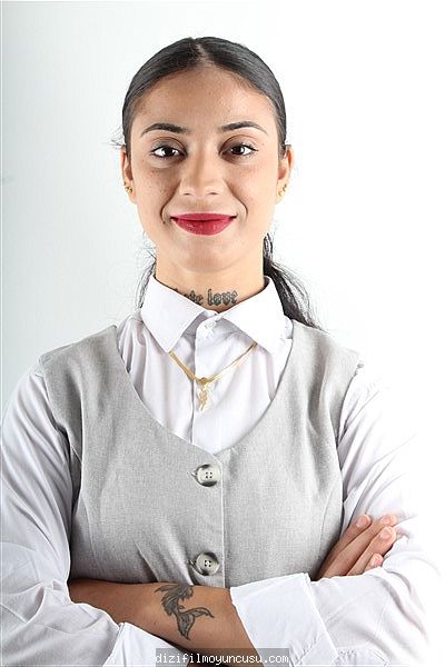 Kadın Oyuncular Adayımız Büşra