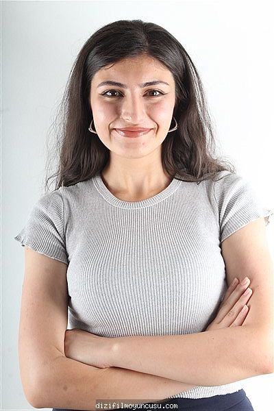 Kadın Oyuncular Adayımız Raziye