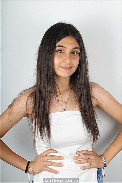 Çocuk Oyuncular Adayımız Beren