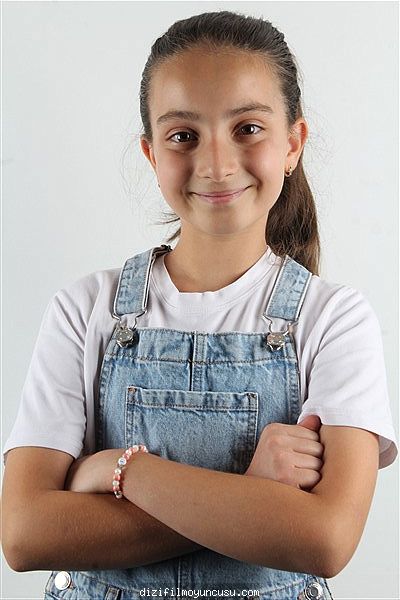 Çocuk Oyuncular Adayımız Esra