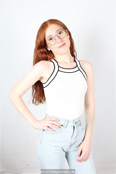 Manisa Cast Ajans Oyuncusu Azra