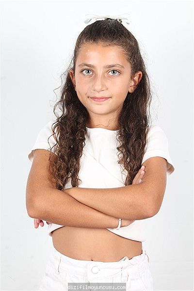 Çocuk Oyuncular Adayımız Elisa