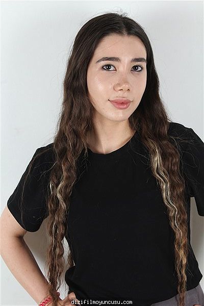 Kadın Oyuncular Adayımız Sabina
