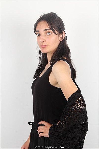 Kadın Oyuncular Adayımız Emine