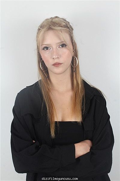 Çocuk Oyuncular Adayımız Elif